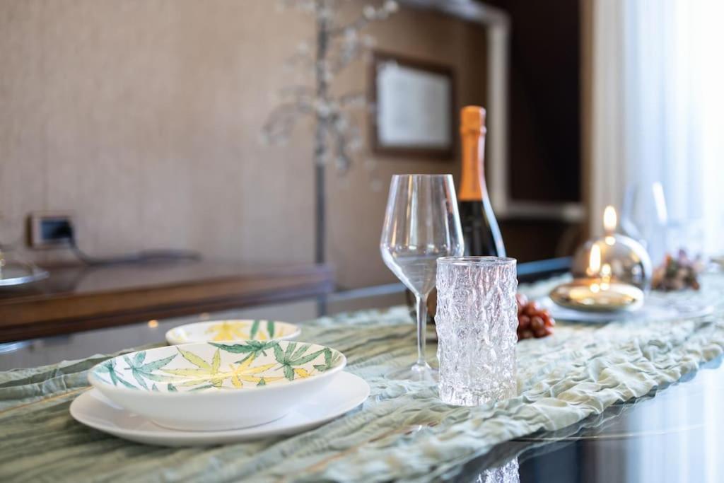Apartment Attico Di Lusso Con Terrazzo A 10 Minuti Dal Duomo *
